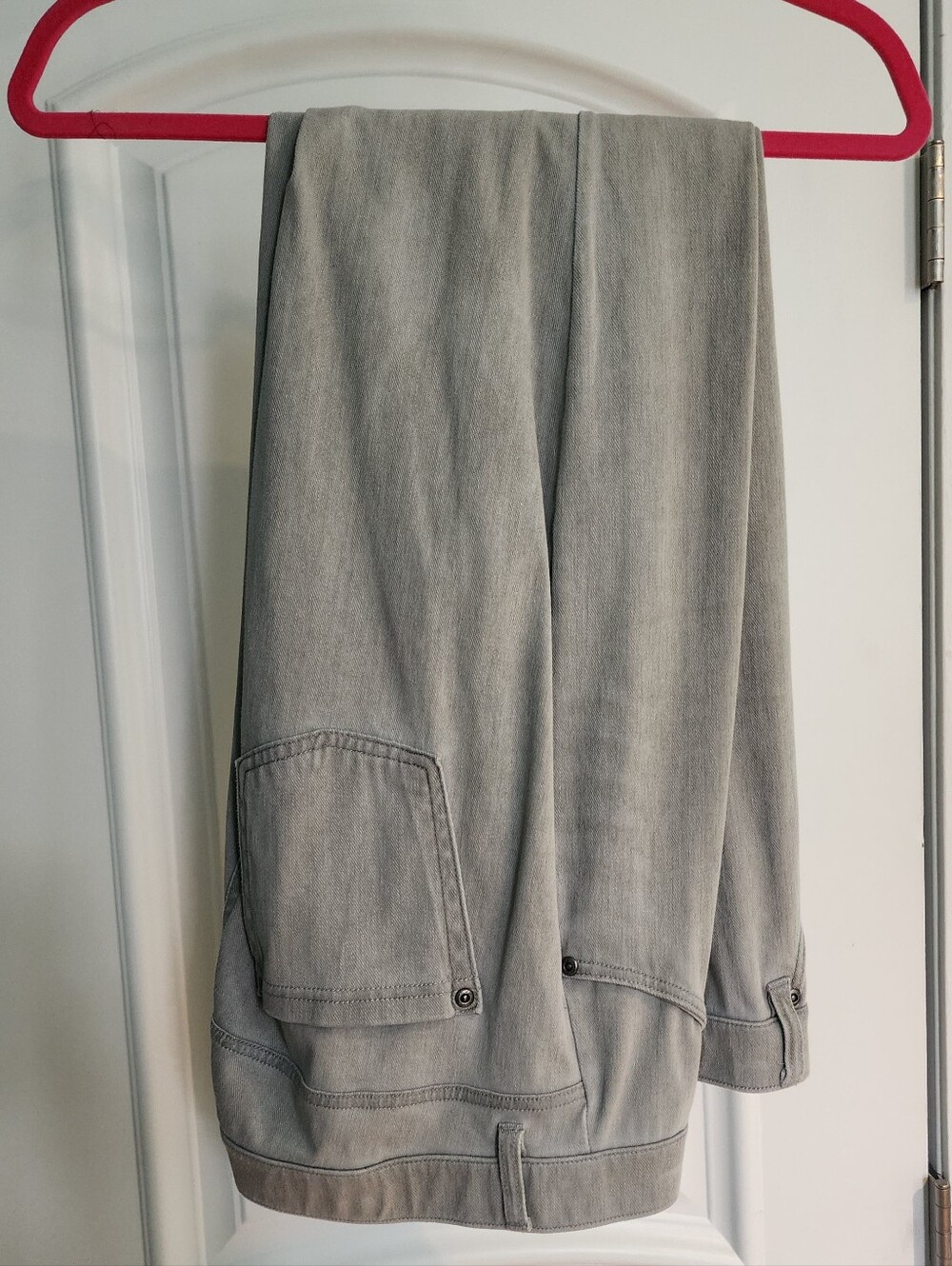 NWOT HUE Ultra Soft Denim Leggings